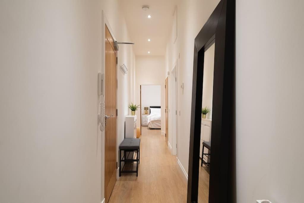 2 Bed 2 Bath Spacious Apartment In Central Αμπερντήν Εξωτερικό φωτογραφία